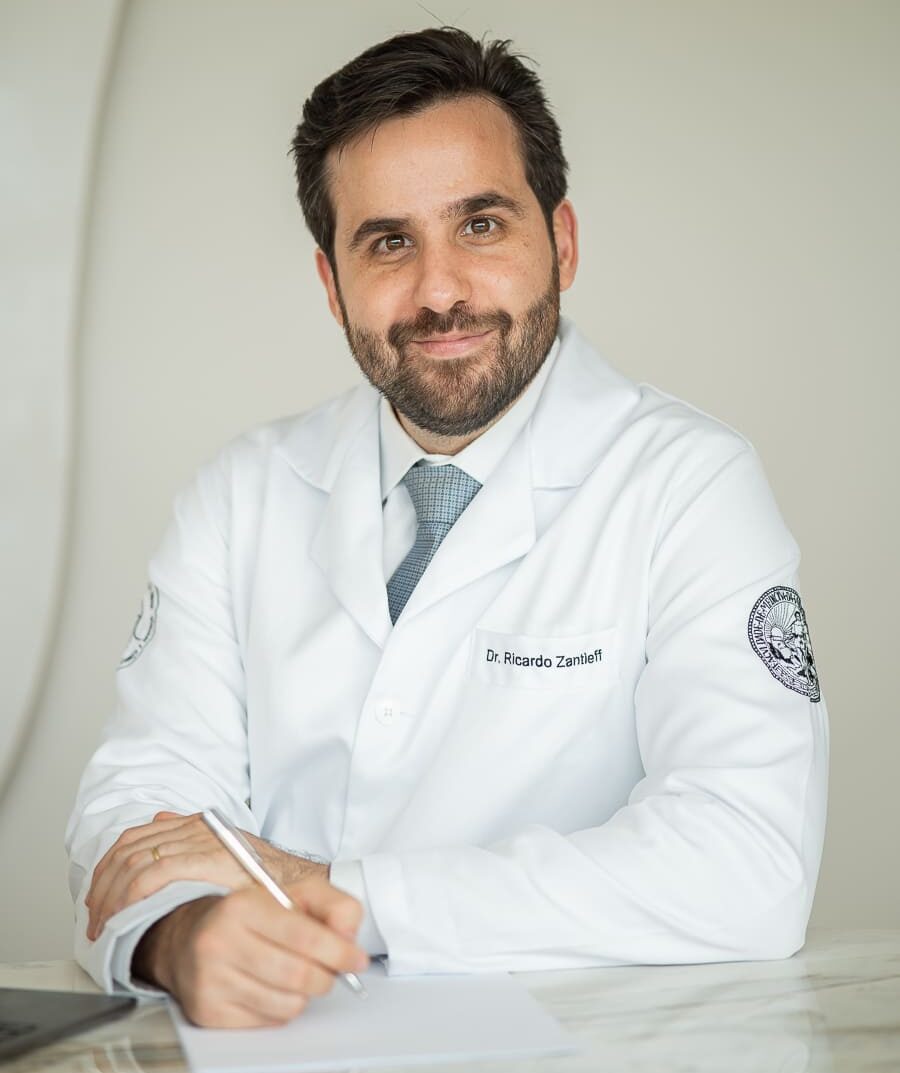 Dr. Ricardo Zantieff